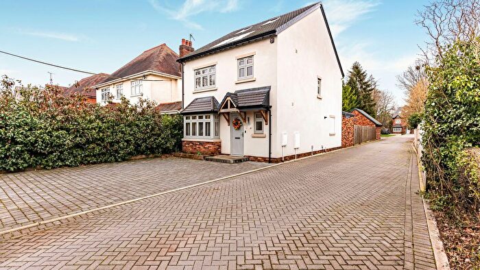 4 Bedroom Detached House For Sale In Birchy Leasowes Lane, Shirley, Solihull, B90