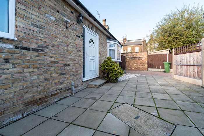 2 Bedroom Bungalow To Rent In Short Road, London, E11