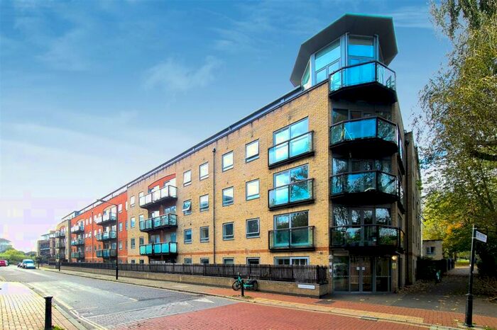 2 Bedroom Apartment To Rent In Rotherhithe Street, London, SE16