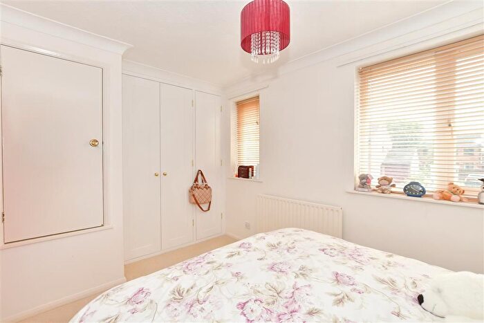 3 Bedroom End Terrace House For Sale In Pevensey Road, Southwater, West Sussex, RH13
