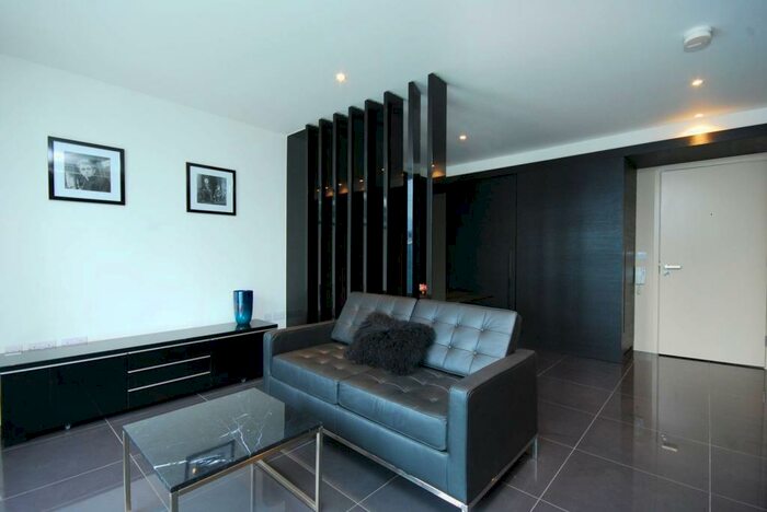 Studio To Rent In Pan Peninsula, Canary Wharf, London, E14