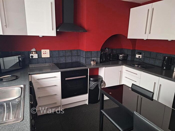 2 Bedroom End Of Terrace House For Sale In Beatty Avenue, Gillingham, Kent, ME7