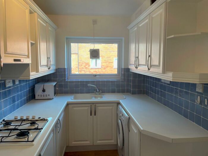 2 Bedroom Apartment To Rent In Green Hall Mews, Wilmslow, Cheshire, SK9