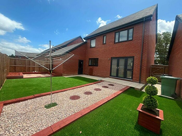 3 Bedroom House To Rent In Nursery Gardens, Exeter, EX1