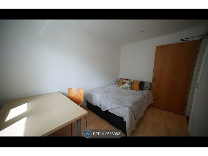 4 Bedroom End Terrace House To Rent In Pen-Y-Wain Lane, Cardiff, CF24