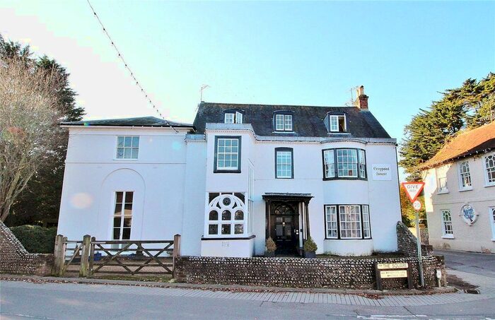 2 Bedroom Flat To Rent In Grey Point House, The Square, Findon, Worthing, BN14