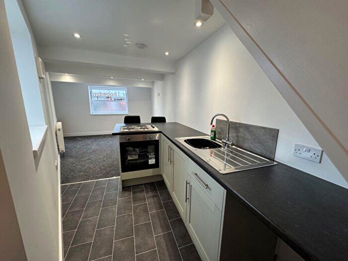 1 Bedroom Flat To Rent In Mill Street, Macclesfield, SK11