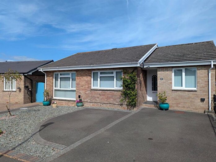 3 Bedroom Detached Bungalow For Sale In Windsor Drive, Shanklin, PO37