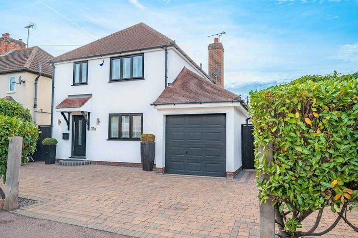 4 Bedroom Detached House For Sale In Rodney Road, Ongar, Essex, CM5