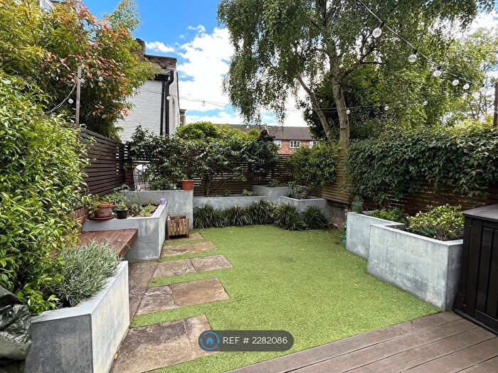 3 Bedroom Terraced House To Rent In Fortnam Road, London, N19