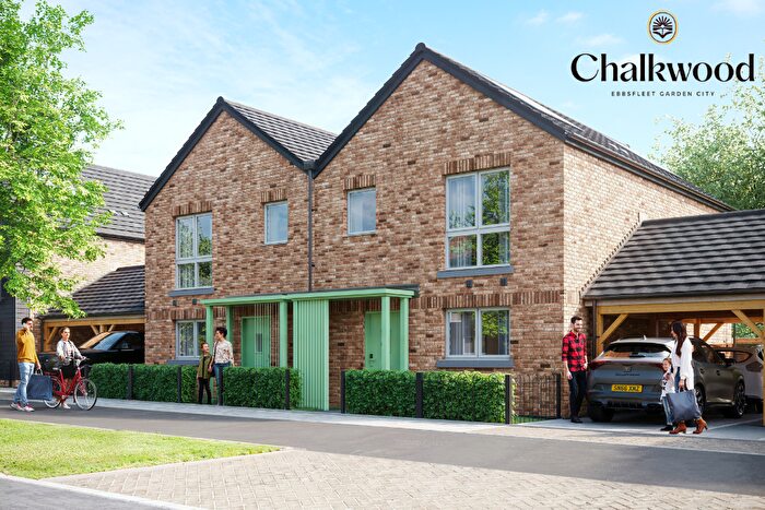 3 Bedroom Semi-Detached House To Rent In Colyer Drive, Swanscombe, Kent, DA10