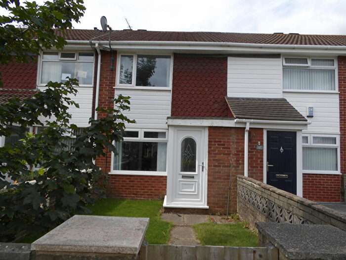 2 Bedroom House To Rent In Pauline Walk, Liverpool, L10