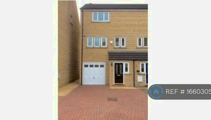 2 Bedroom Semi-Detached House To Rent In Holmefield Gardens, Barrowford, BB9