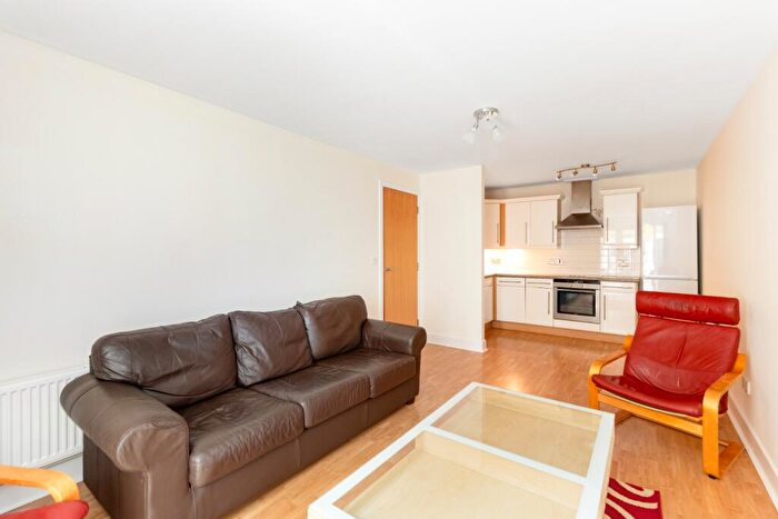 2 Bedroom Flat To Rent In Easter Dalry Wynd, Dalry, Edinburgh, EH11