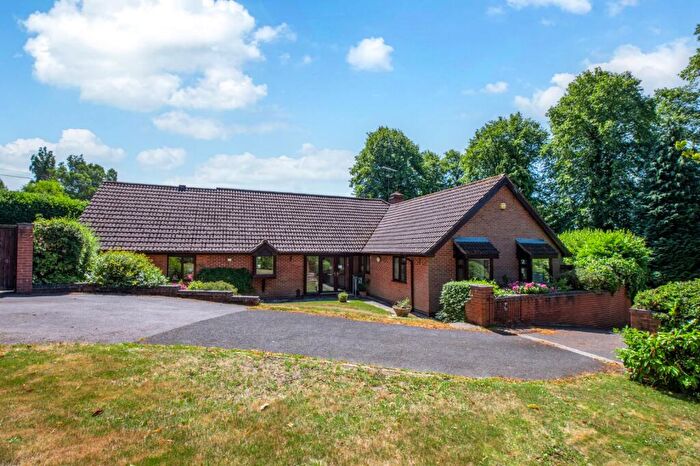 4 Bedroom Bungalow For Sale In Plymouth Road, Barnt Green, Birmingham, Worcestershire, B45