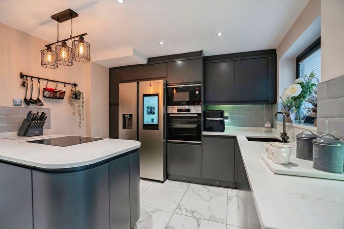 3 Bedroom Semi Detached House For Sale In Wexford Avenue, Hale Village, L24