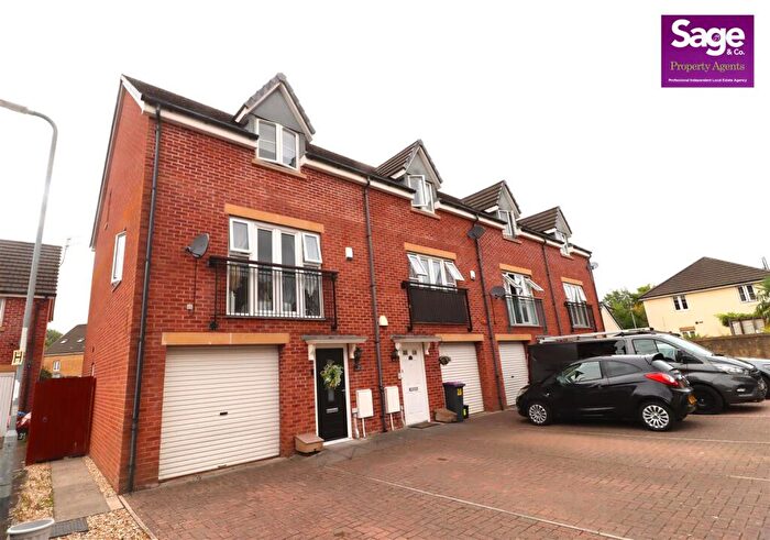 3 Bedroom Terraced House For Sale In Stonebridge Park, Croesyceiliog, Cwmbran, NP44