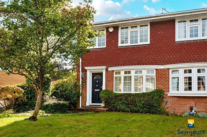3 Bedroom Semi-Detached House For Sale In Rosetrees, Guildford, Surrey, GU1