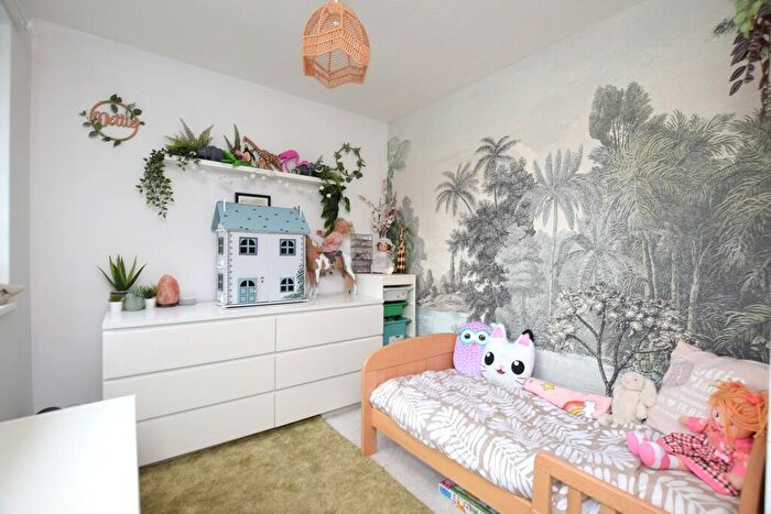 3 Bedroom Terraced House For Sale In Thongsley, Huntingdon, PE29