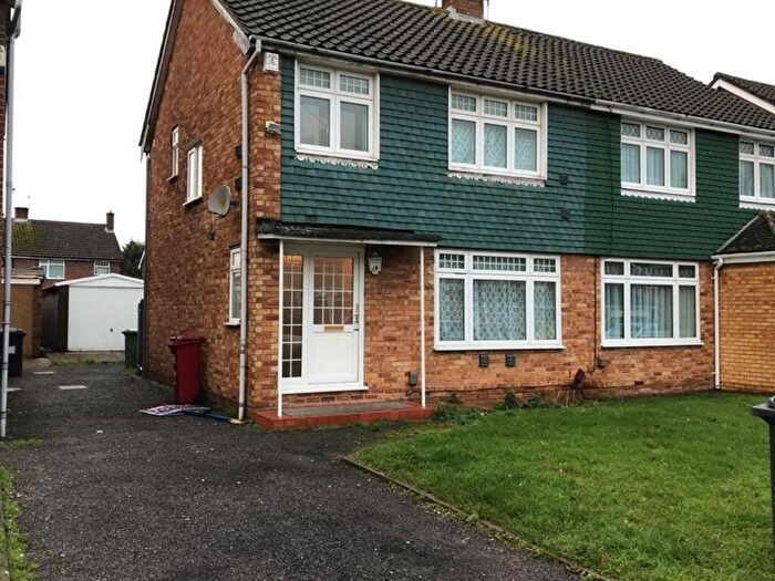 3 Bedroom House To Rent In Colnbrook, SL3