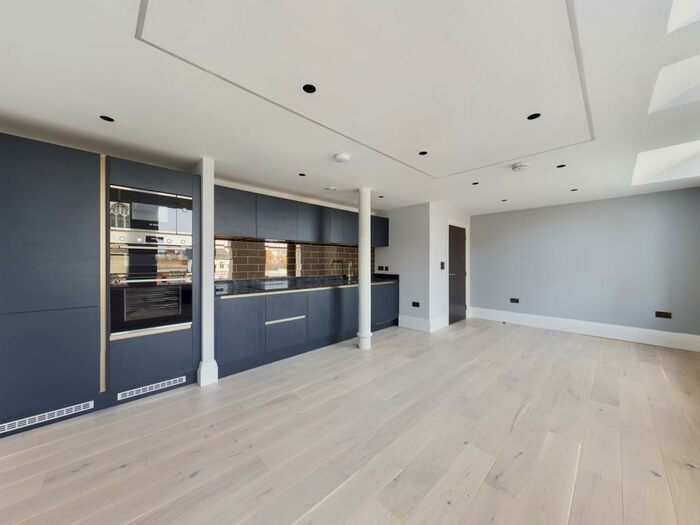 1 Bedroom Apartment To Rent In Jubilee, Kings Buildings, South Church Side, HU1