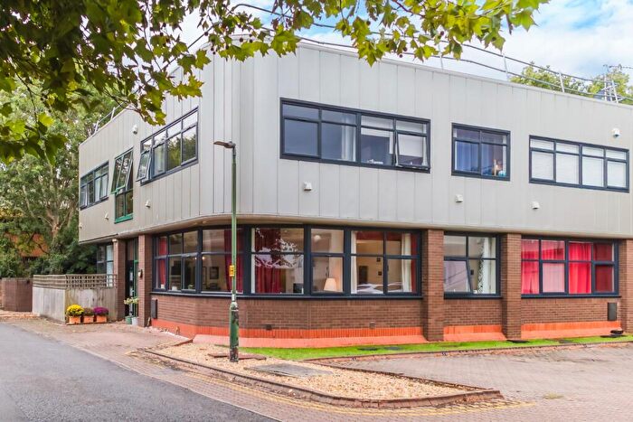 2 Bedroom Flat For Sale In Dauntsey House, Bentham Close, Westlea, Swindon, Wiltshire, SN5
