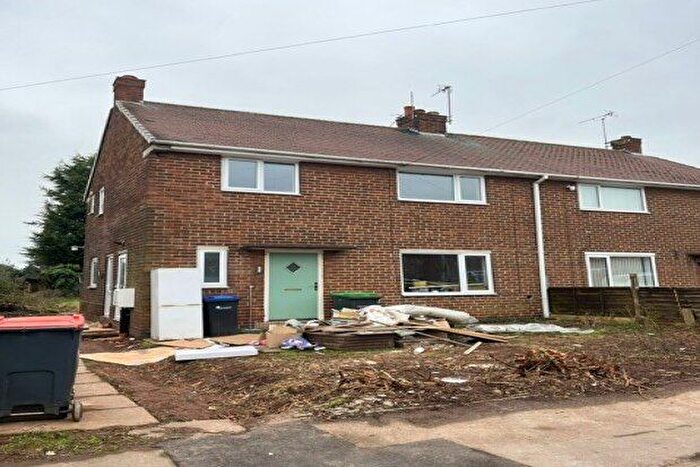 3 Bedroom Semi-Detached House To Rent In Salterford Road, Nottingham, NG15