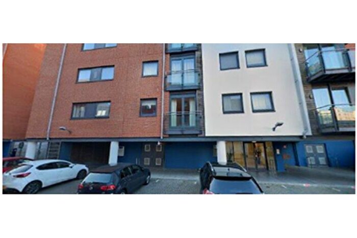 1 Bedroom Flat To Rent In Channel Way, Ocean Village, Southampton, SO14