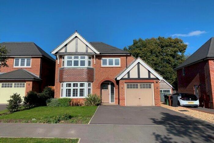 3 Bedroom Detached House To Rent In Lancastrian Way, Stockport, SK7