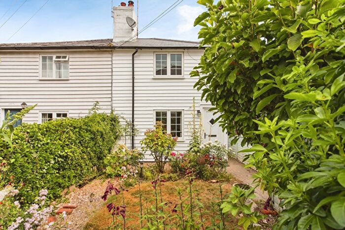 2 Bedroom Semi-detached House For Sale In Ockley Road, Hawkhurst, Cranbrook, TN18