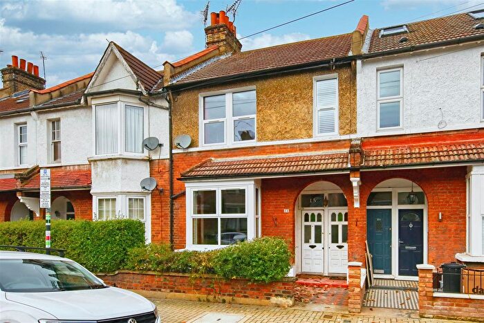 2 Bedroom Maisonette For Sale In Isis Street, London, SW18