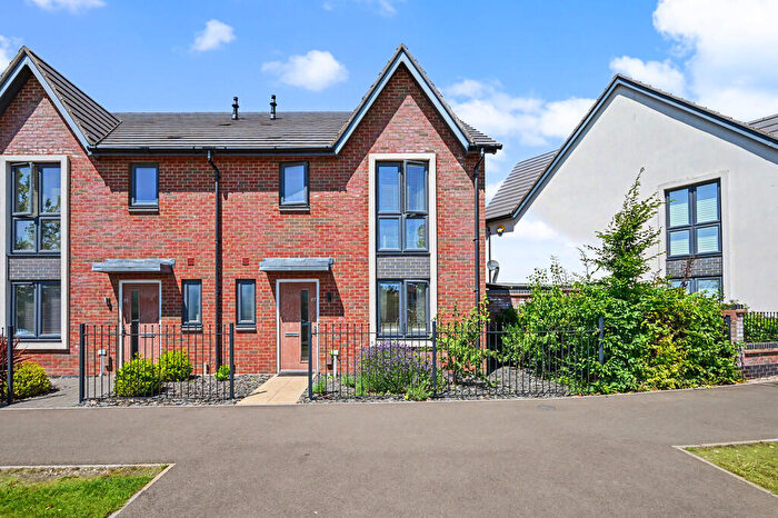 3 Bedroom Semi Detached House For Sale In Maine Street, Houlton, Rugby, CV23