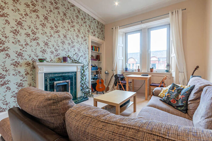 2 Bedroom Flat To Rent In L – Gorgie Road, Edinburgh, EH11
