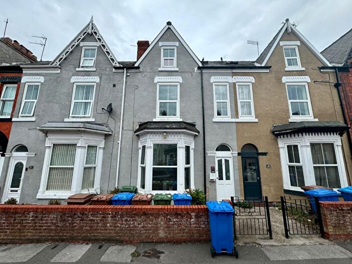 1 Bedroom Flat To Rent In Bed Second Floor Flat, St. Georges Avenue, Bridlington, YO15