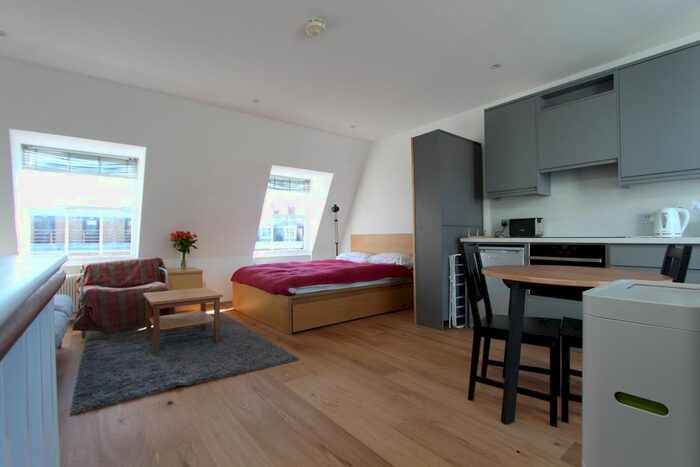 Studio To Rent In Albert Street, Camden Town, NW1