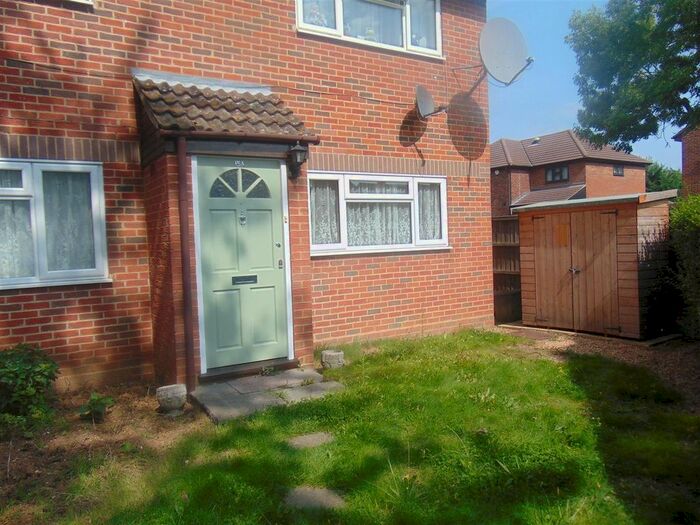 1 Bedroom Maisonette To Rent In Knolton Way, Wexham, Slough, SL2