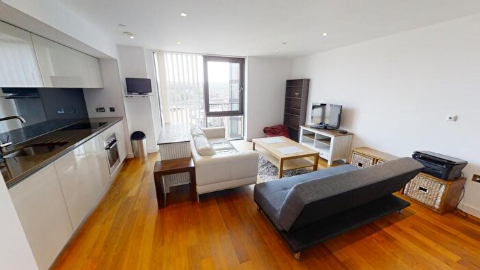 2 Bedroom House To Rent In St Pauls Square, Sheffield, S1