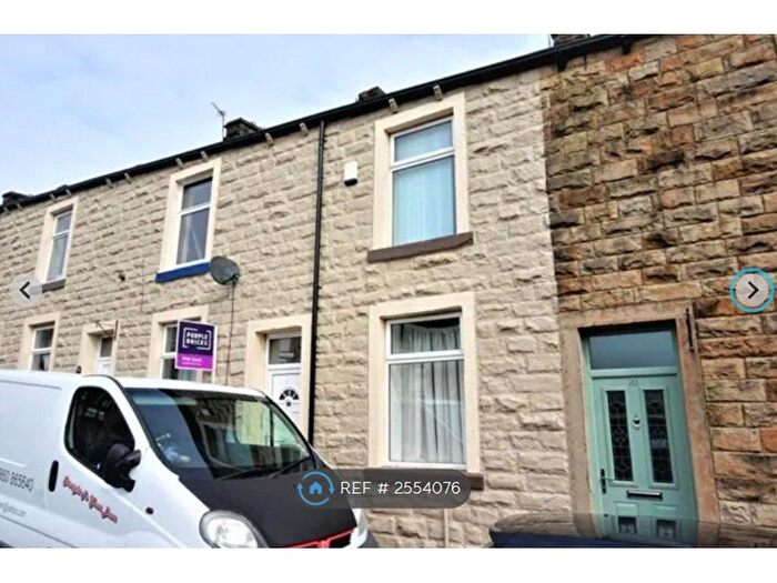 3 Bedroom Terraced House To Rent In Cobden Street, Padiham, Burnley, BB12