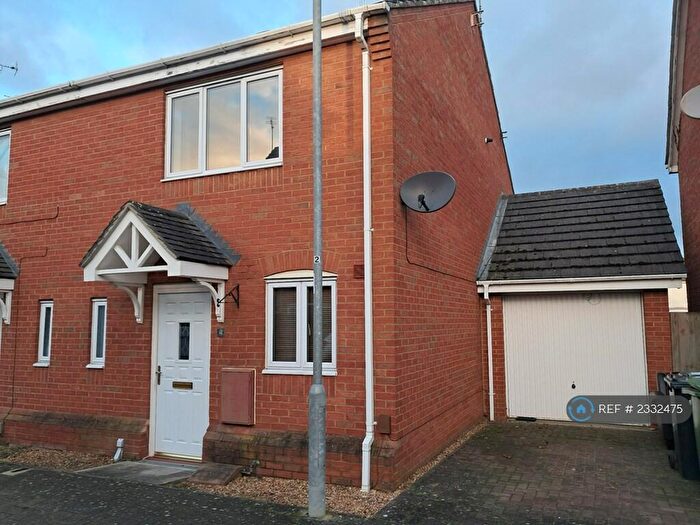 2 Bedroom End Of Terrace House To Rent In Ruther Close, Peterborough, PE2