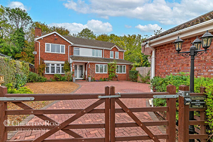 5 Bedroom Detached House For Sale In Otter Close, Bletchley, MK3