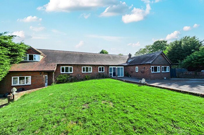 4 Bedroom Bungalow For Sale In Dummer, Basingstoke, Hampshire, RG25