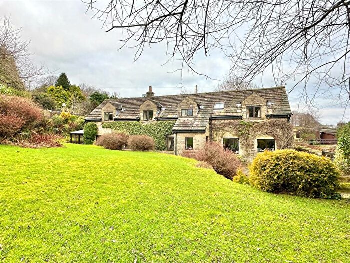 5 Bedroom House For Sale In Stoneheads, Whaley Bridge, High Peak, SK23