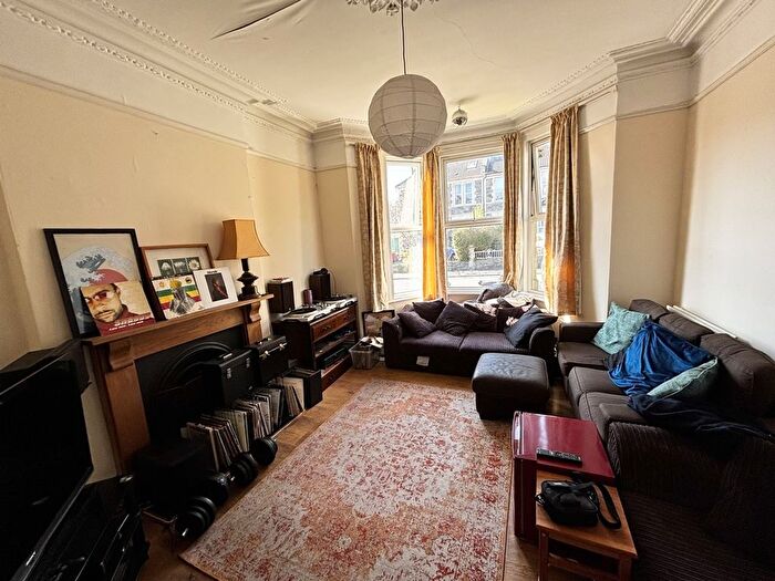 6 Bedroom Semi-Detached House To Rent In Cranbrook Road, Bristol, BS6