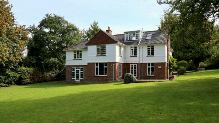 7 Bedroom Detached House To Rent In Rignall Road, Great Missenden, HP16