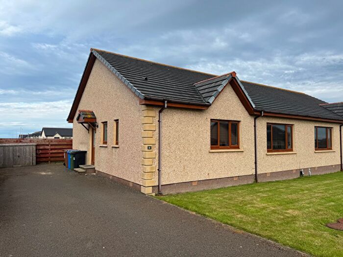3 Bedroom Semi Detached Bungalow For Sale In Doocot View, Wick, KW1