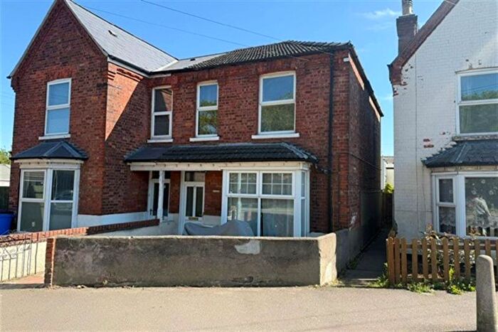 3 Bedroom Semi Detached House For Sale In Carlton Road, PE21