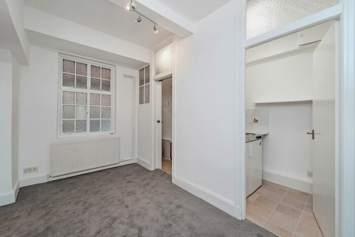 Studio To Rent In Coram Street, London, WC1N