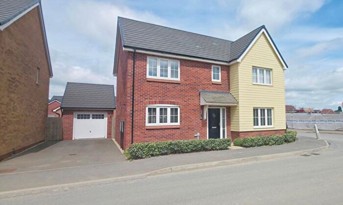 4 Bedroom Detached House For Sale In Notley Way, Bourne, PE10