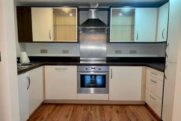 2 Bedroom Flat To Rent In Gladstone Street, Warrington, WA2