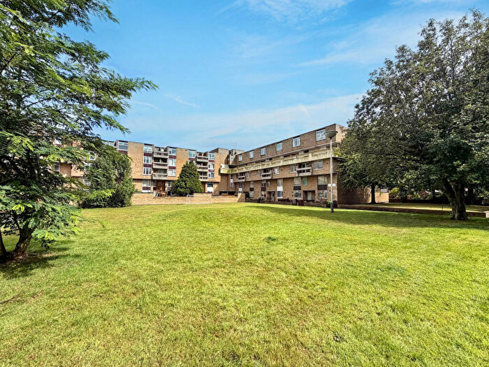 1 Bedroom Apartment For Sale In Waterloo Walk, Washington, Tyne And Wear, NE37